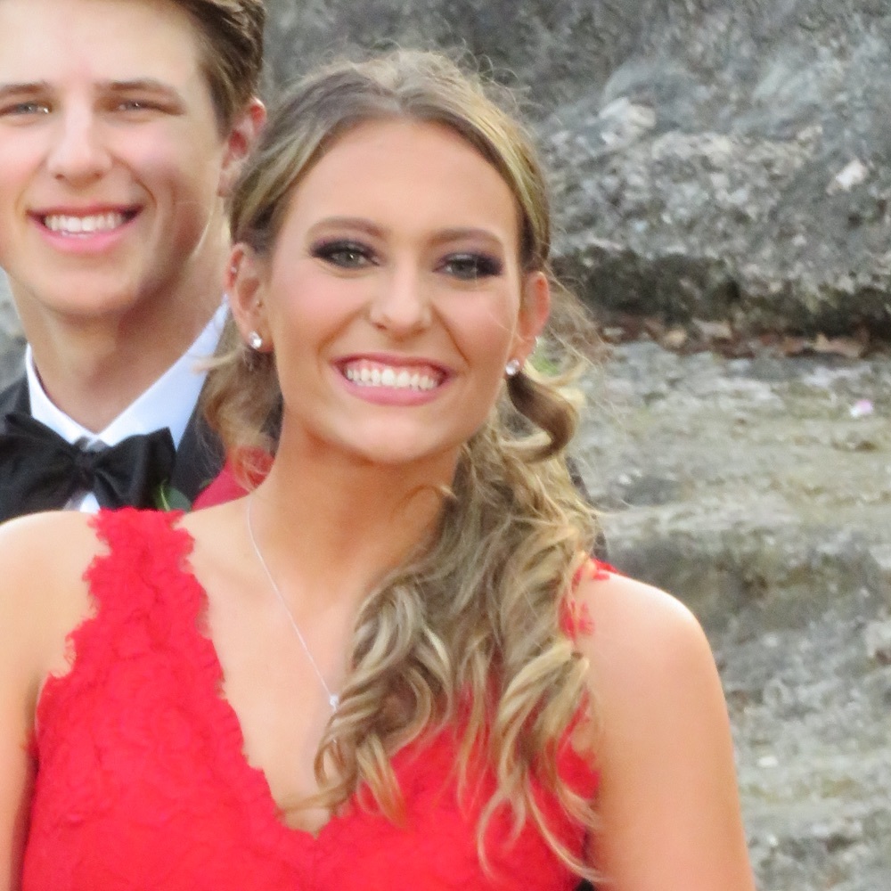 Meet your Posher, Emily